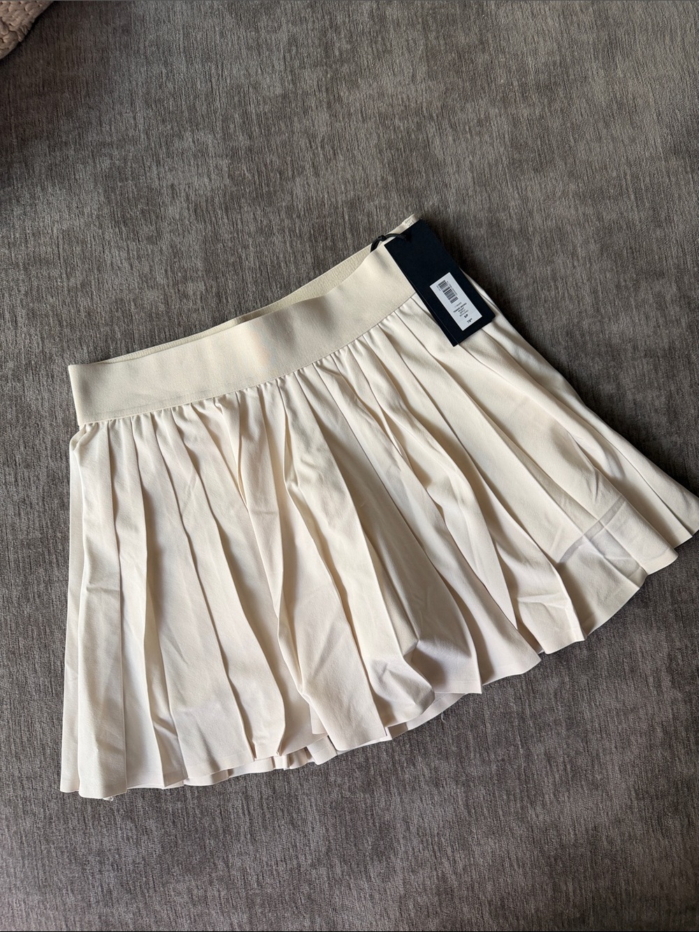 Aritzia Tennis Micro Skirt, Size Small